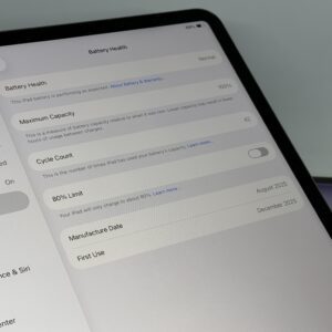 IMG_6146 iPad Air 6e 13 inch M3 128GB grijs /krasvrij /100% batt /garantie