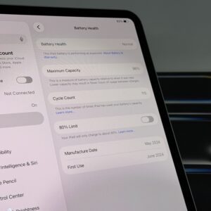 IMG_6201 2 iPad Pro 11 inch M4 256GB zilver /krasvrij /96% batt /garantie
