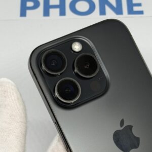 iPhone 15 Pro 128GB zwart /licht gebruikt /87% batt /garantie