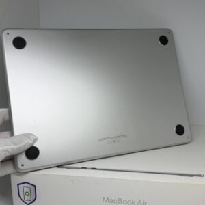 IMG_6305 MacBook Air M3 512GB zilver /100% batt /krasvrij /garantie
