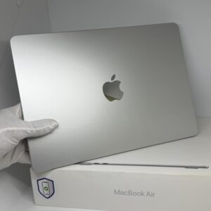IMG_6306 MacBook Air M3 512GB zilver /100% batt /krasvrij /garantie