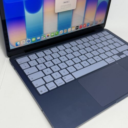 MacBook Neo 256GB indigo /100% batt /krasvrij /garantie