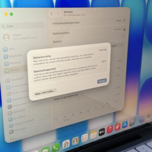 MacBook Neo 256GB indigo /100% batt /krasvrij /garantie