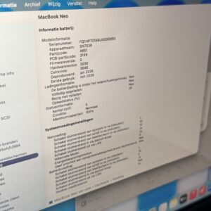 MacBook Neo 256GB indigo /100% batt /krasvrij /garantie