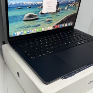 MacBook Air M4 256GB middernacht /100% batt /krasvrij /garantie
