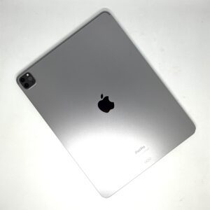 IMG_7190 2 iPad Pro 12,9 M2 256GB grijs /krasvrij scherm /92% batt /garantie