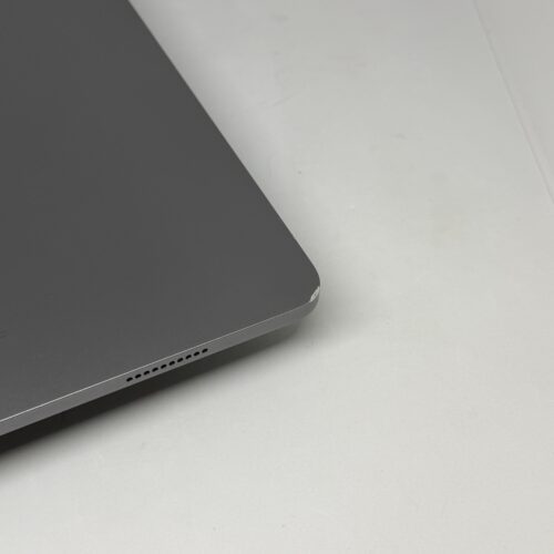 IMG_7193 2 iPad Pro 12,9 M2 256GB grijs /krasvrij scherm /92% batt /garantie