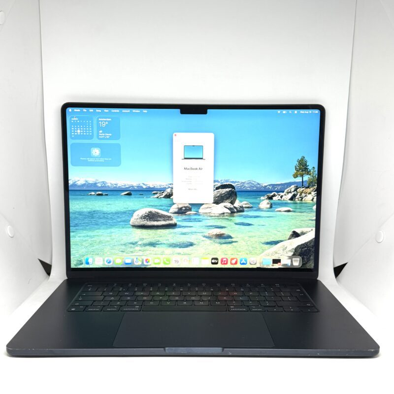 MacBook Air M2 15 inch 256GB middernacht /licht gebruikt /91% batt /garantie
