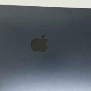 MacBook Air M2 15 inch 256GB middernacht /licht gebruikt /91% batt /garantie