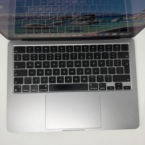 MacBook Air M2 16GB RAM 512GB grijs /97% batt /krasvrij /garantie
