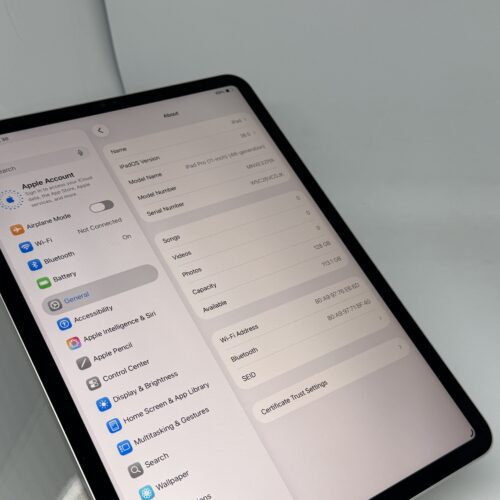 iPad Pro 11 inch M2 128GB zilver /krasvrij /87% batt /garantie