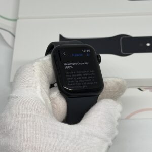 Apple Watch SE 3 (2025) zwart 40MM /100% batterij /garantie