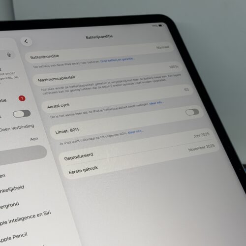 iPad Air 7e 13 inch M3 128GB blauw /krasvrij /100% batt /garantie