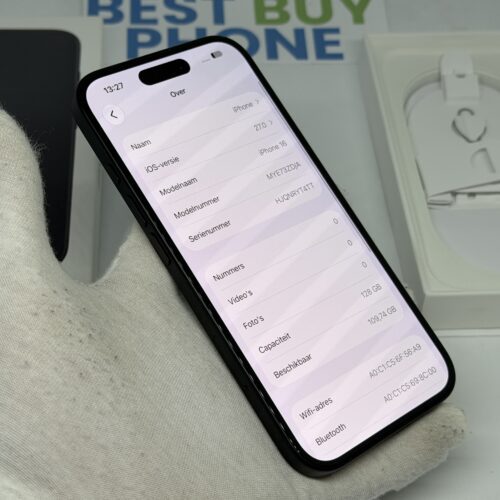 IMG_0101 3 iPhone 16 128GB zwart /krasvrij scherm /100% batt /garantie